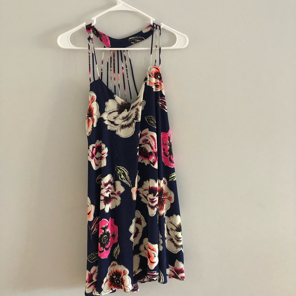 BRAND NEW FLORAL DRESS